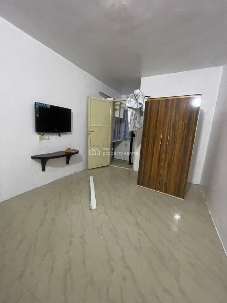 Nice Selfcontain, Muritala Eletu, Osapa, Lekki, Lagos, Self Contain (single Rooms) for Rent