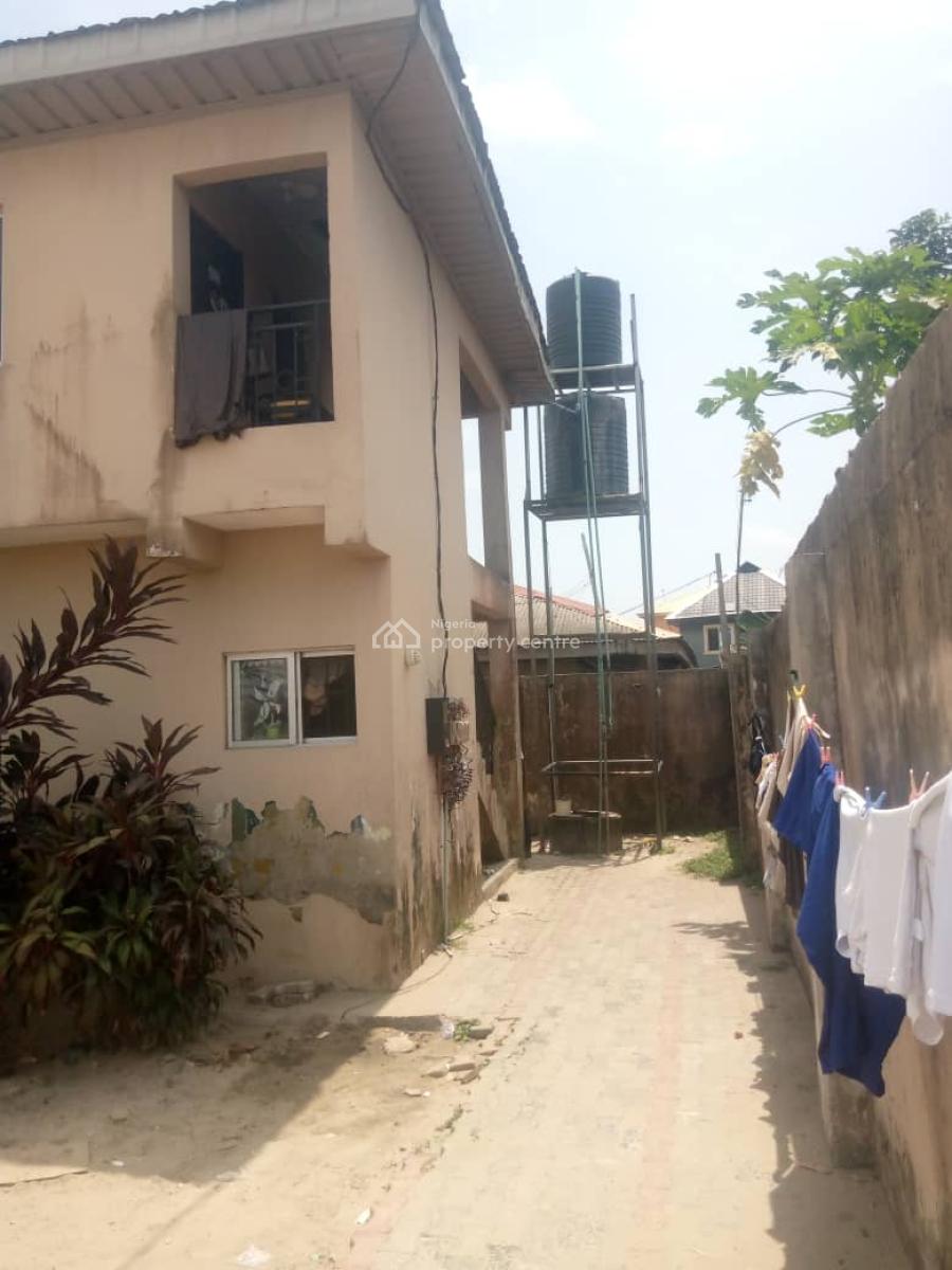 Modern Building with 5 Units of Apartments, Lakowe Phase 2, Adeba, Ibeju Lekki, Lagos, Block of Flats for Sale