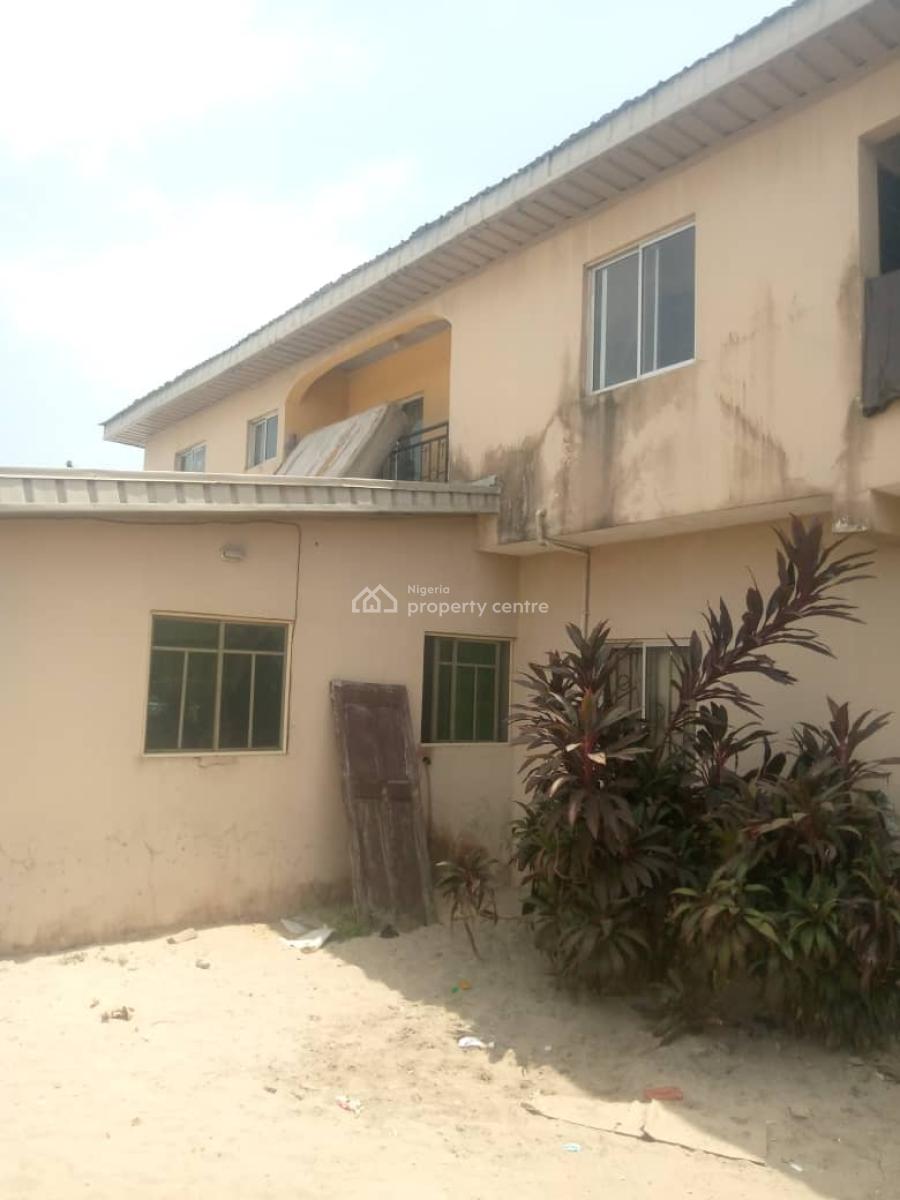 Modern Building with 5 Units of Apartments, Lakowe Phase 2, Adeba, Ibeju Lekki, Lagos, Block of Flats for Sale