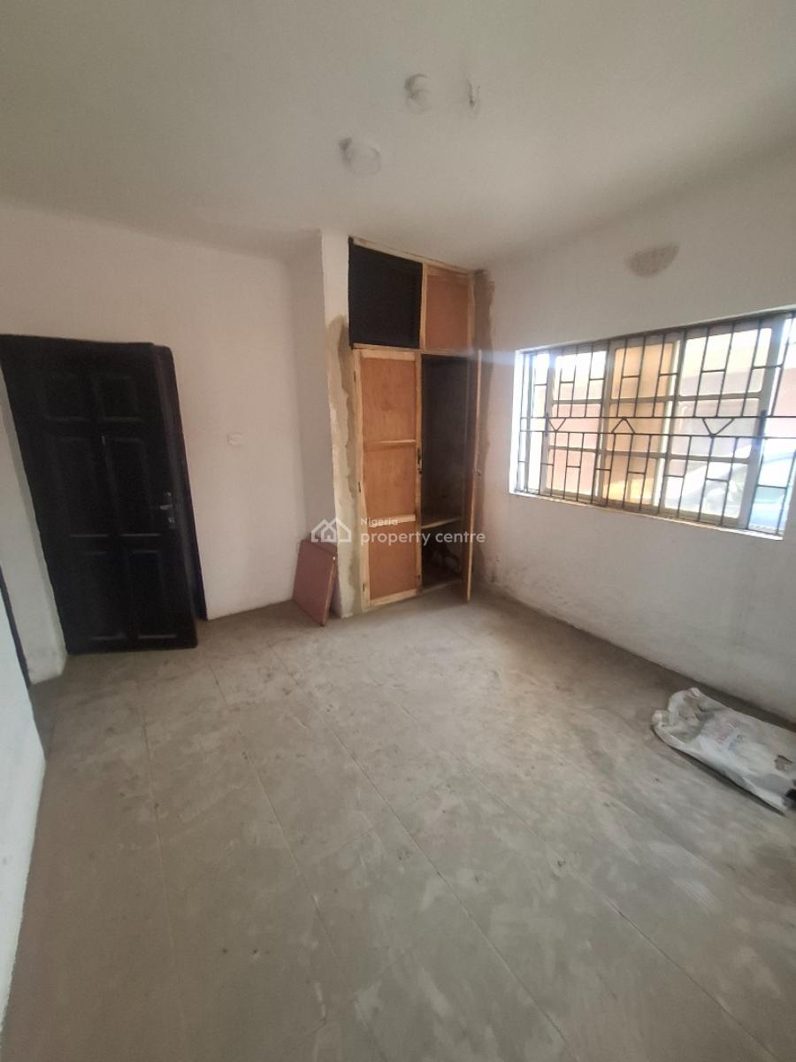 3-bedroom Flats Located at Mount Seave, Trinity Estate, Egbeda (unity, Egbeda, Alimosho, Lagos, Flat / Apartment for Rent