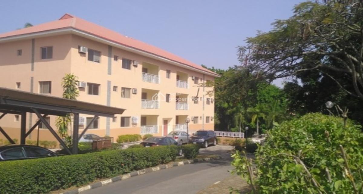 Four Bedroom Flat, Maitama, Maitama District, Abuja, Flat / Apartment for Rent