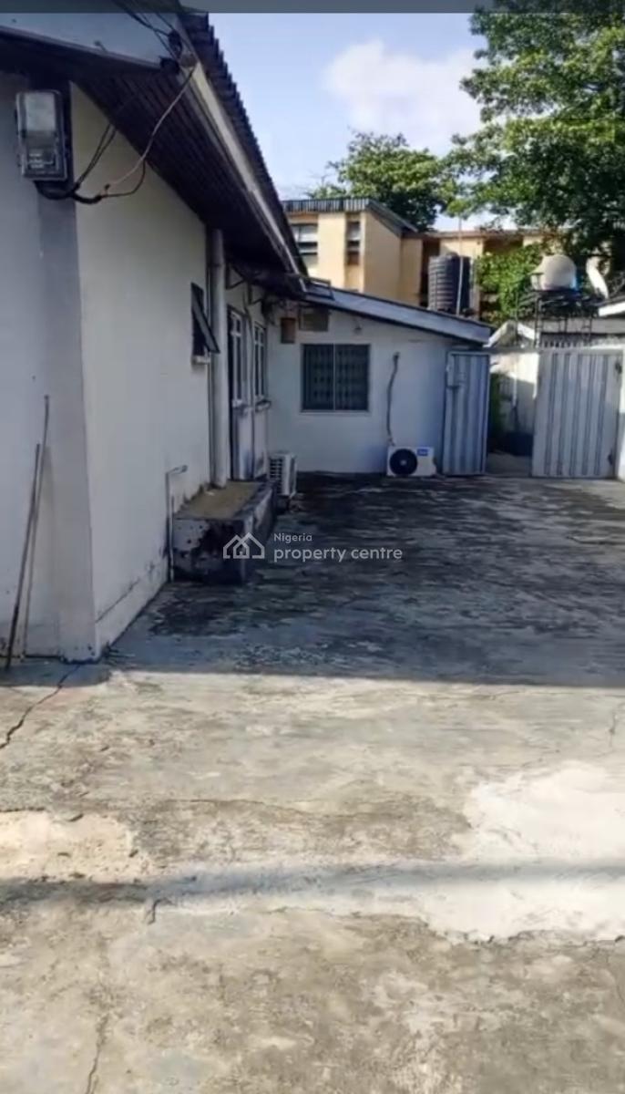 Block of Flat, Off Adeniran Ogunsanya, Surulere, Lagos, Block of Flats for Sale