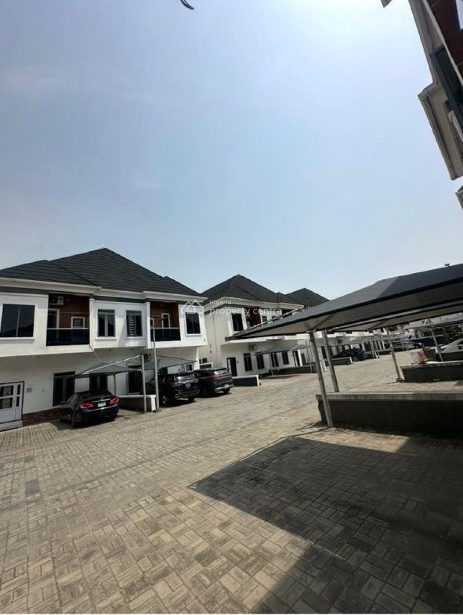 Standard and Luxury Master Bedroom, Orchid Road, Lekki, Lagos, Self Contain (single Rooms) for Rent