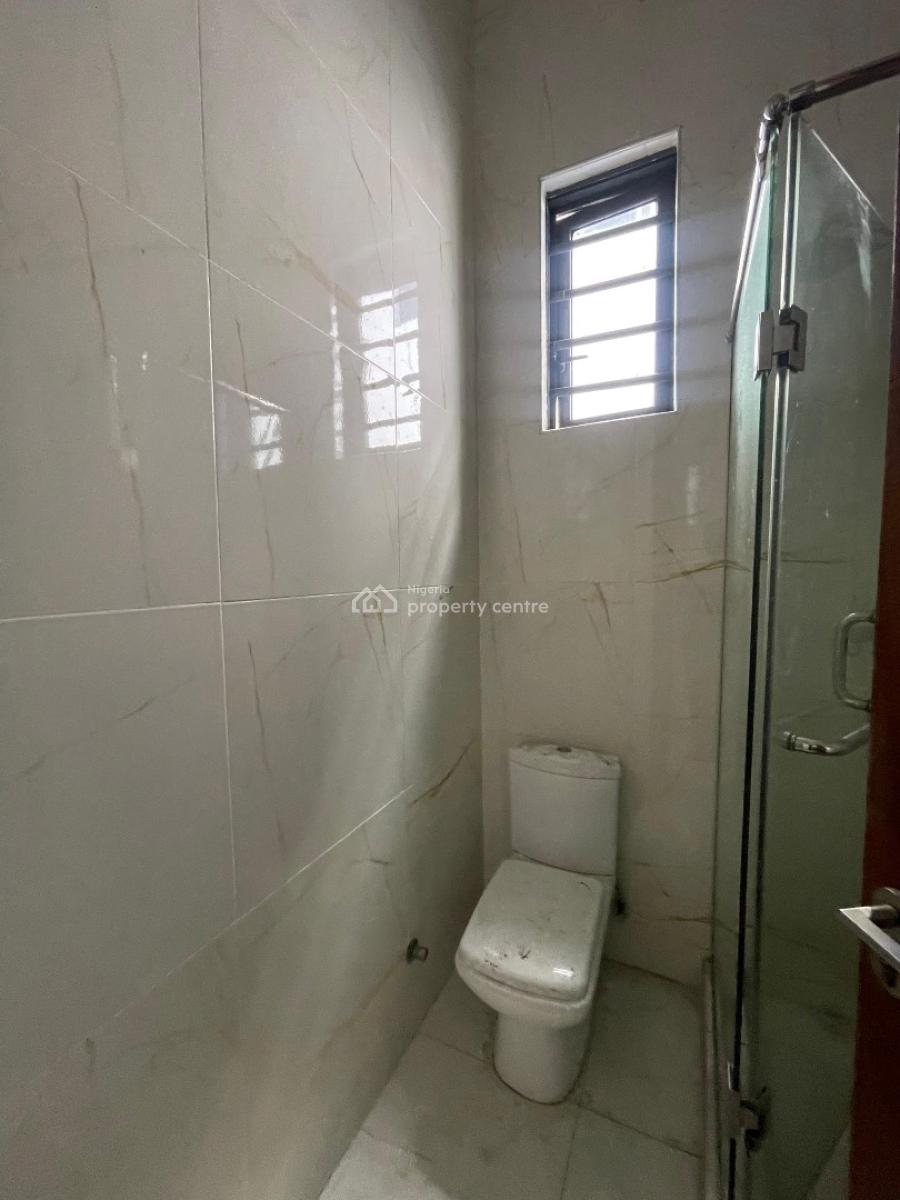 5bedroom Fully Detached Duplex with a Bq  Location: Ol, Ologolo, Lekki, Lagos, Detached Duplex for Rent