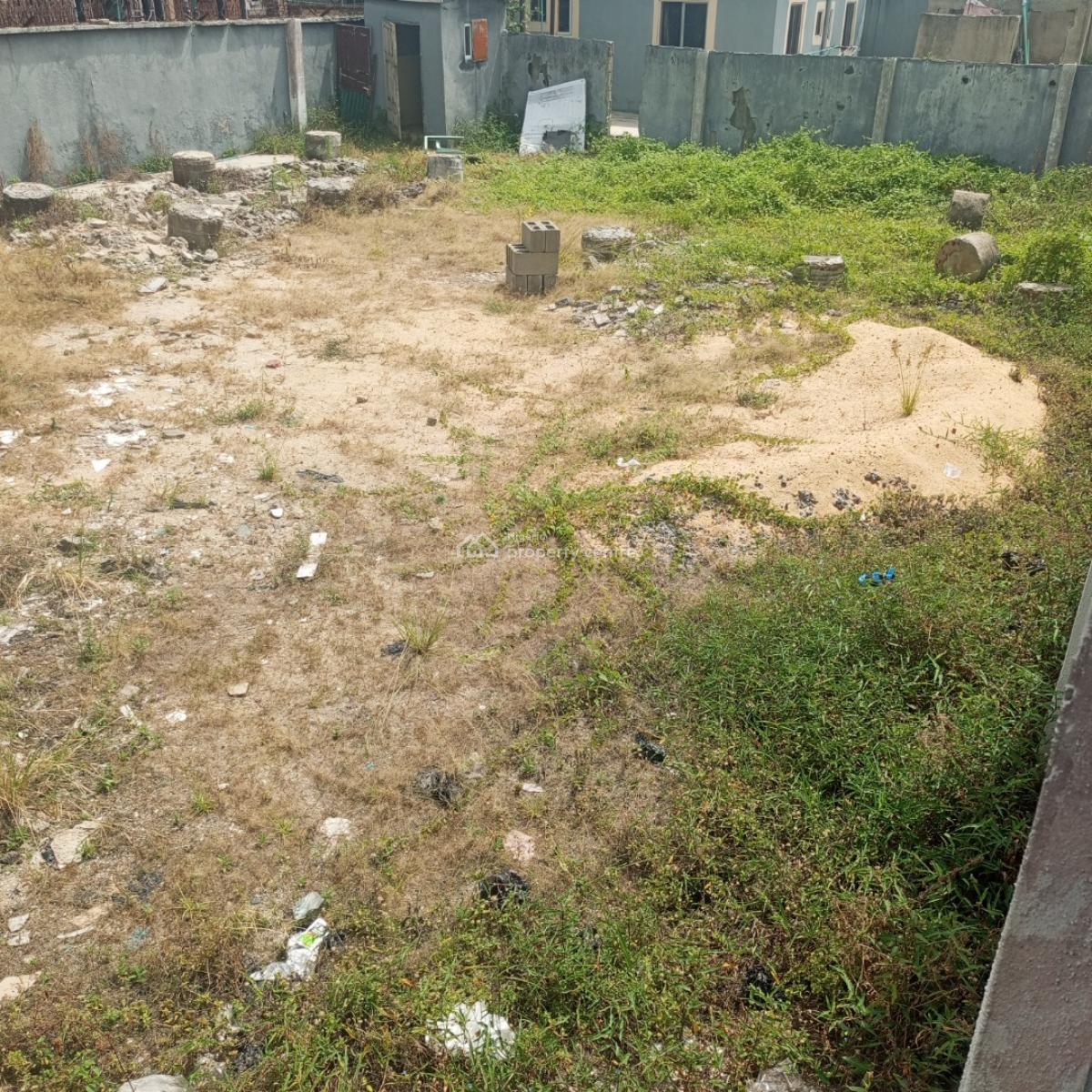 a Strategic and Prime Half Plot of Land, Lamgbasa, Ajah, Lagos, Commercial Land for Rent