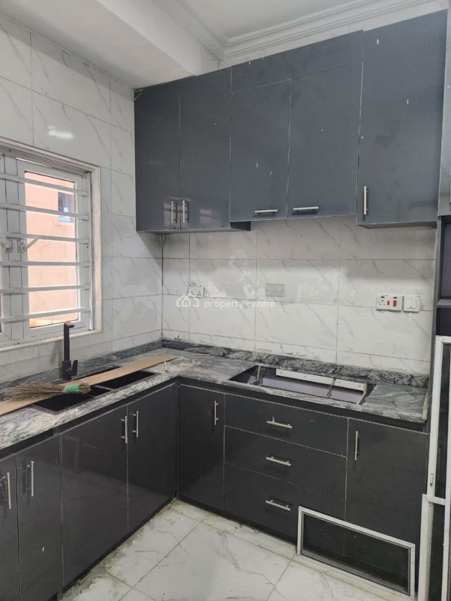 Luxury Tastefully Finished 4 Bedroom Flat on 1st Floor, Bella Court Estate By Coastal Road, Ikate Elegushi, Lekki, Lagos, House for Rent