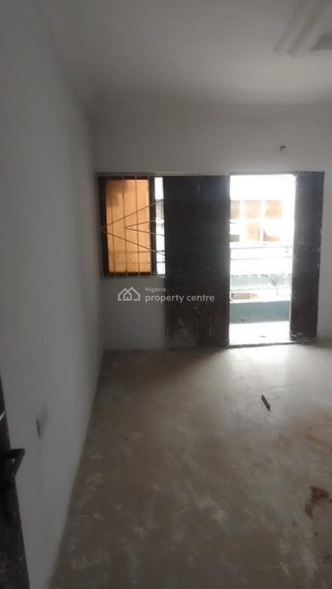 Spacious 2 Bedroom Flat Upstairs, Addo Road, Ajah, Lagos, Flat / Apartment for Rent