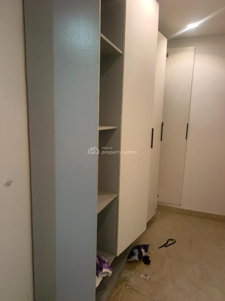 Fantastic 3 Bedrooms Apartment with 24/7 Power, Cyberville Estate Off Nike Art Gallery , Off Lekki Calabar Coastal, Ikate, Lekki, Lagos, Flat / Apartment for Sale