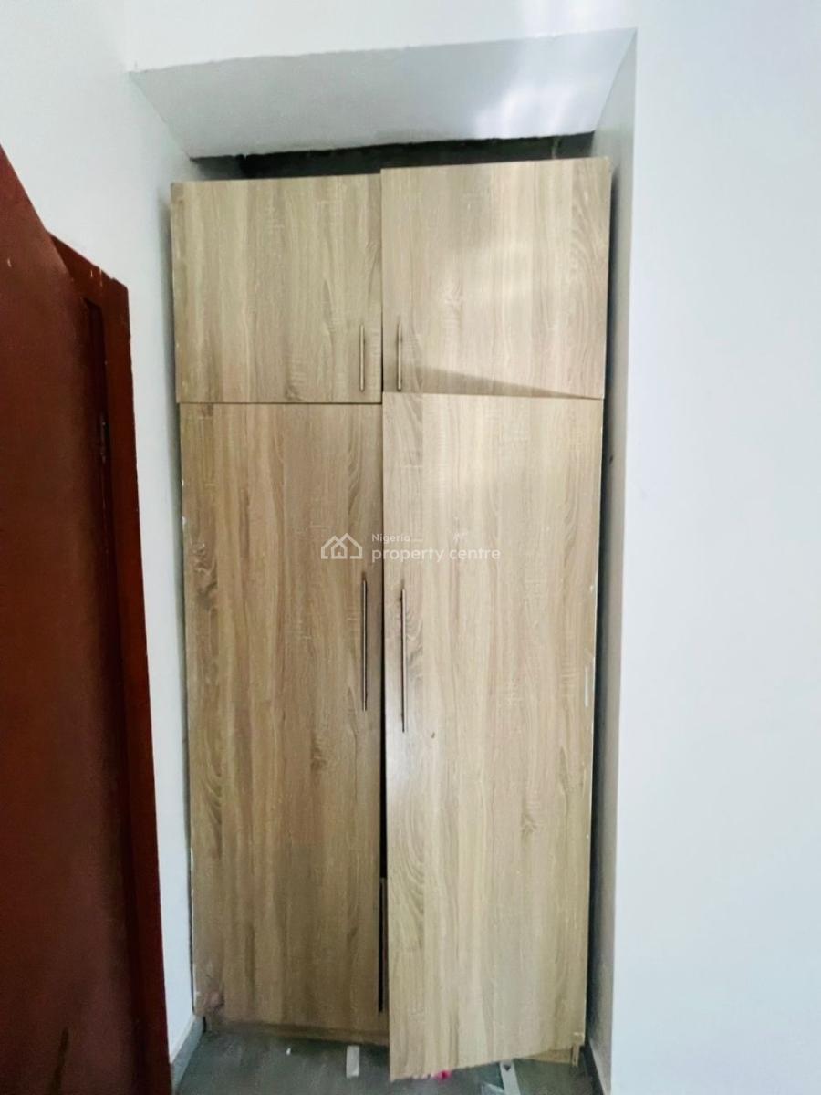 1 Bedromm Flat  a Room and Parlor, Ikota, Lekki, Lagos, Flat / Apartment for Rent