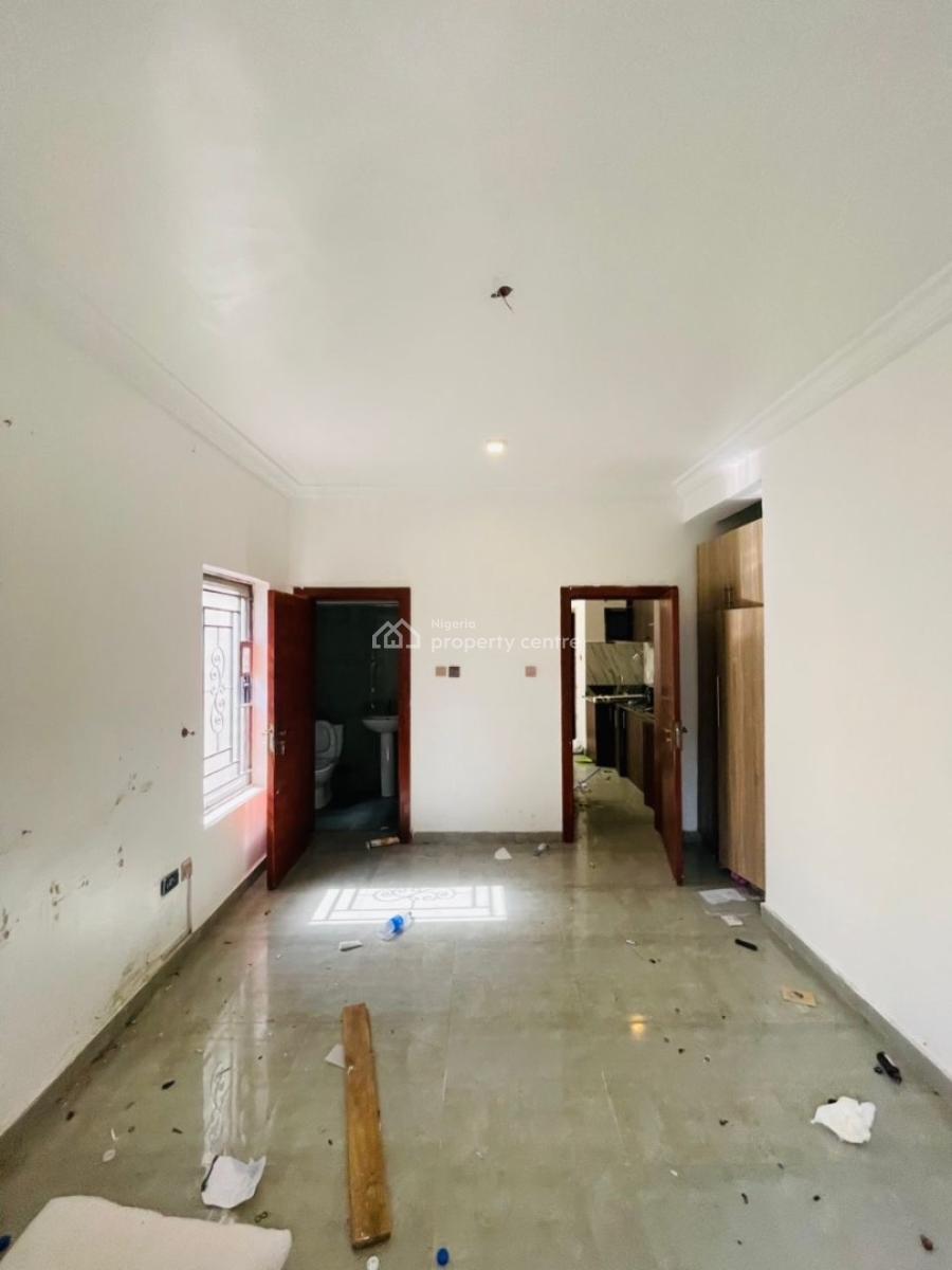 1 Bedromm Flat  a Room and Parlor, Ikota, Lekki, Lagos, Flat / Apartment for Rent