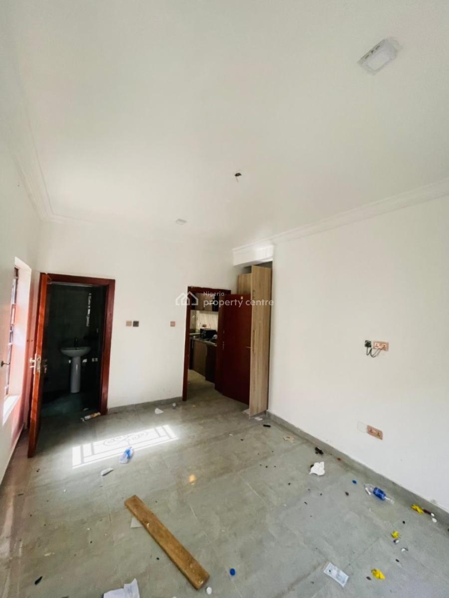 1 Bedromm Flat  a Room and Parlor, Ikota, Lekki, Lagos, Flat / Apartment for Rent
