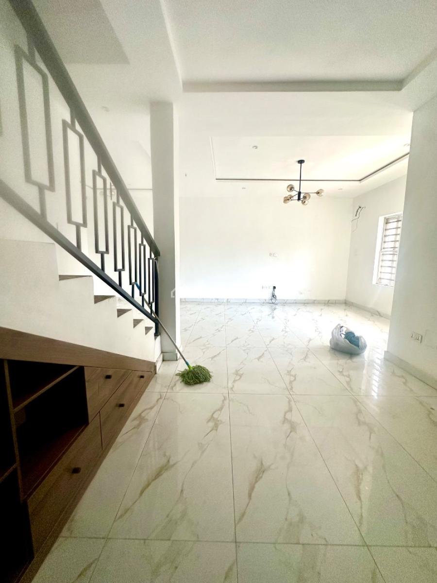 4 Bedroom Terrace Duplex Available, Lekki Phase 1, Lekki, Lagos, Terraced Duplex for Rent