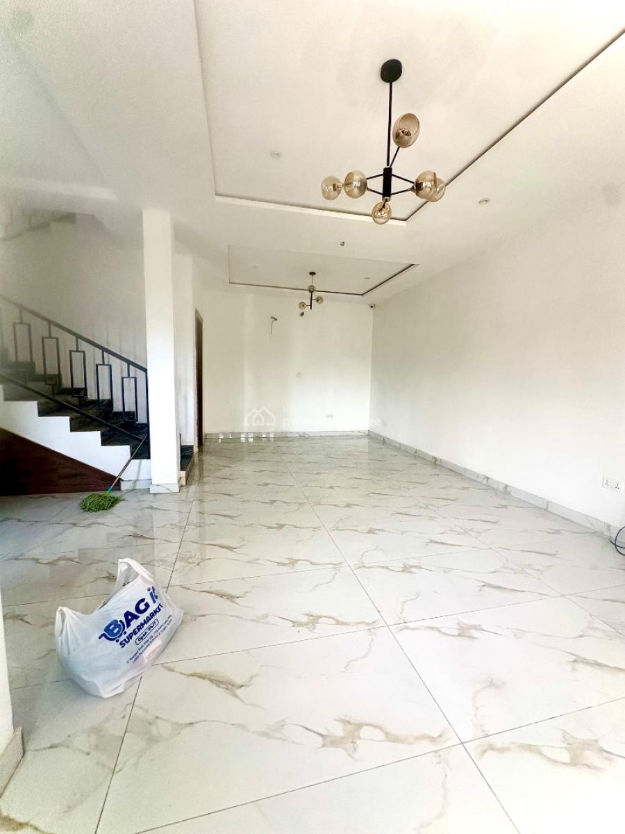 4 Bedroom Terrace Duplex Available, Lekki Phase 1, Lekki, Lagos, Terraced Duplex for Rent