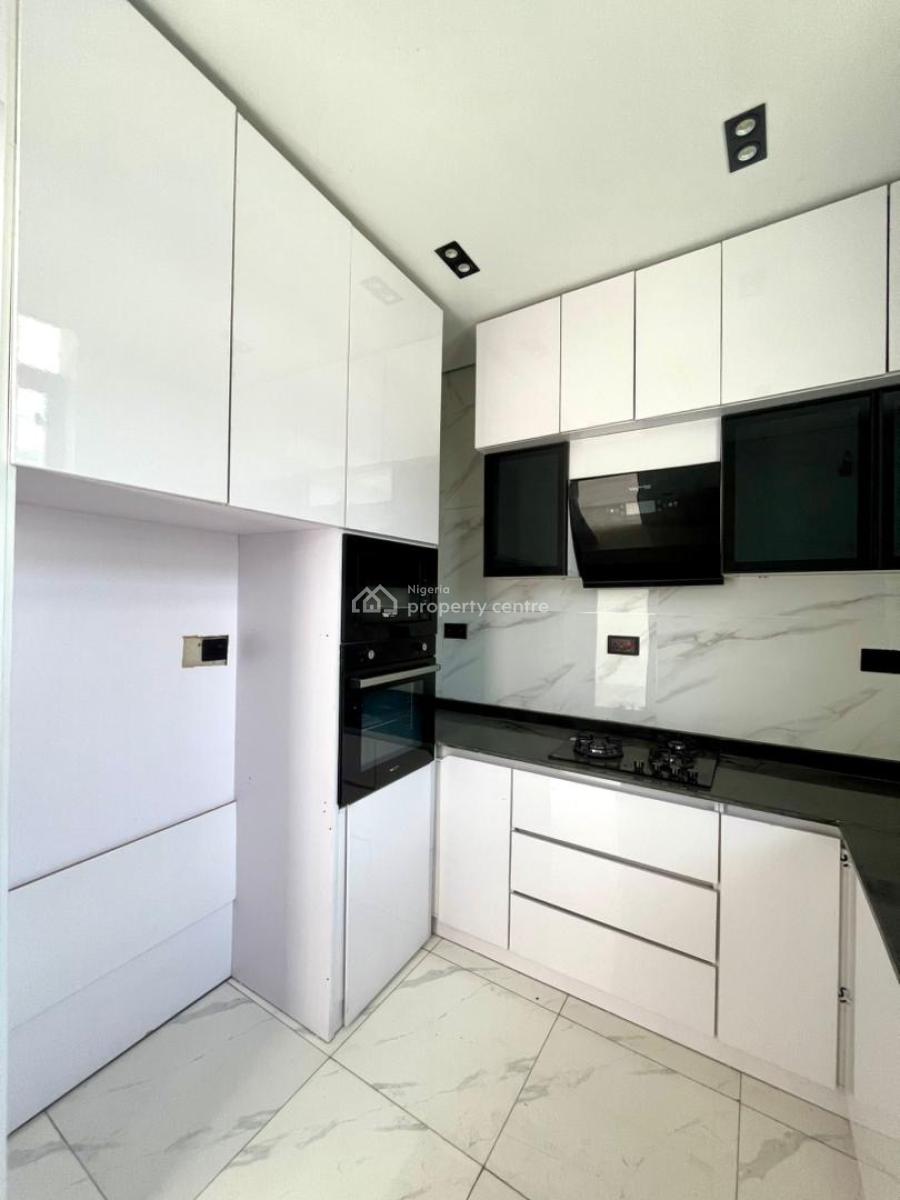 2 Bedroom Apartment, Ologolo, Lekki, Lagos, Flat / Apartment for Sale