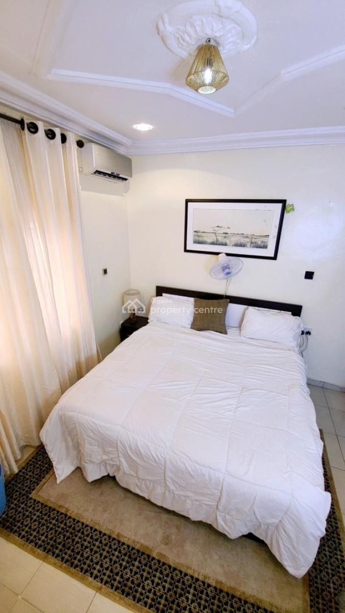 Luxury 1 Bedroom Serviced Apartment, Beshide Fashola Estate, Igbogbo, Ikorodu, Lagos, Mini Flat (room and Parlour) Short Let