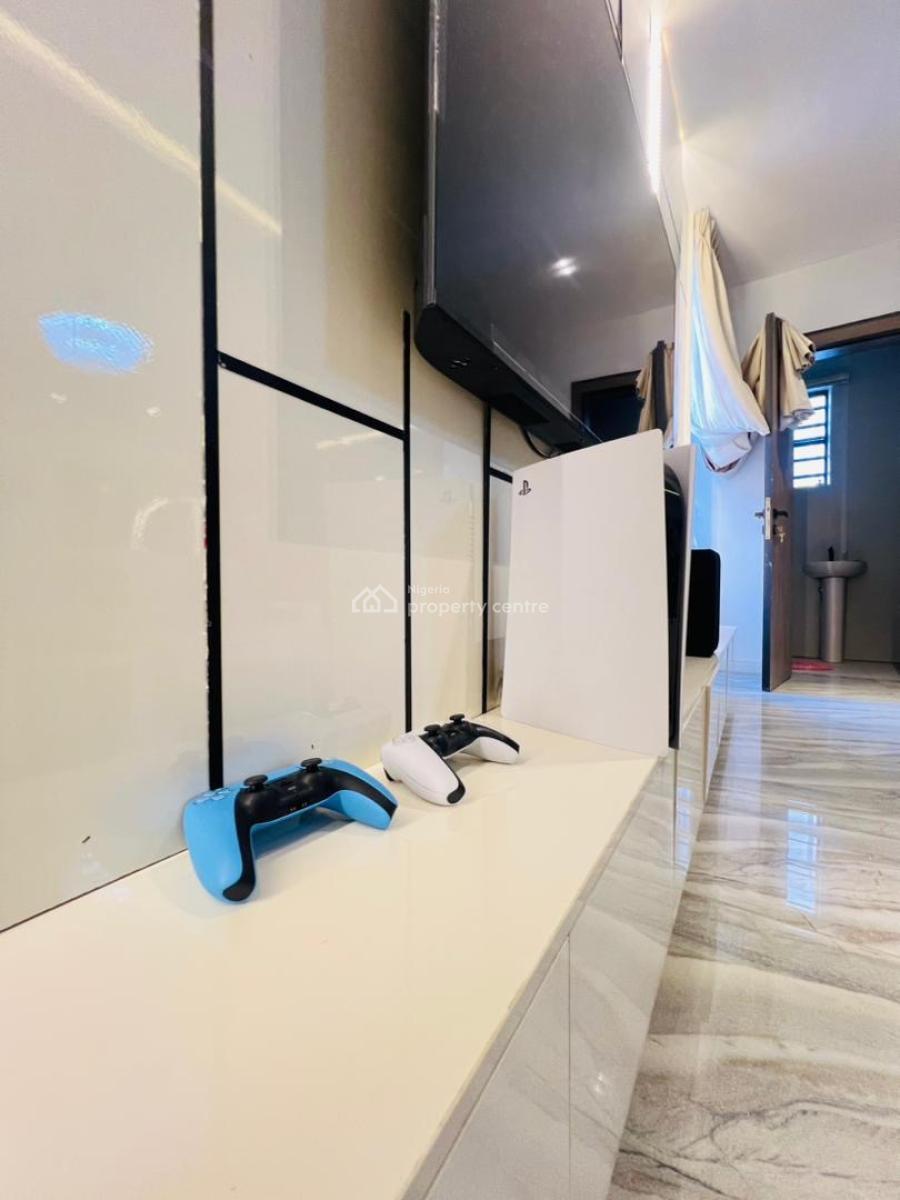 Fully Furnished Two Bedroom Flat, Agungi, Lekki, Lagos, Flat / Apartment for Rent