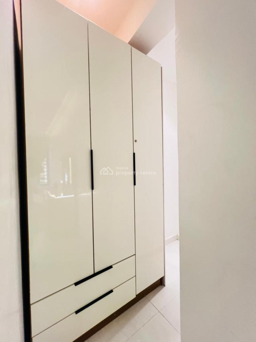Fully Furnished Two Bedroom Flat, Agungi, Lekki, Lagos, Flat / Apartment for Rent