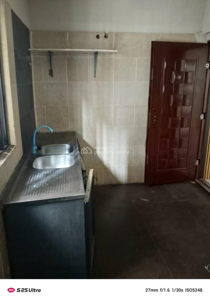 2 Bedrooms Flat, Ikota Villa Estate, Lekki, Lagos, Flat / Apartment for Rent