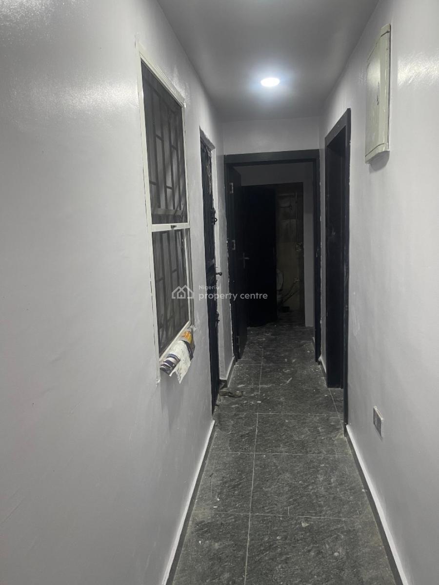 Newly Built 2 Bedroom Flat in a Secured Neighborhood, Folarin Street, Gra Phase 1, Magodo, Lagos, Flat / Apartment for Rent