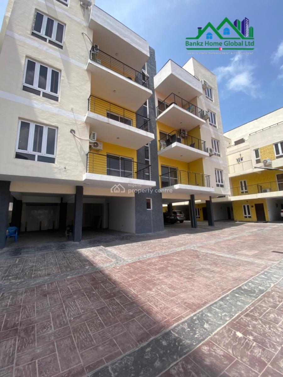 Spacious 3 Bedroom Apartment, Lekki Phase 1, Lekki, Lagos, Flat / Apartment for Rent