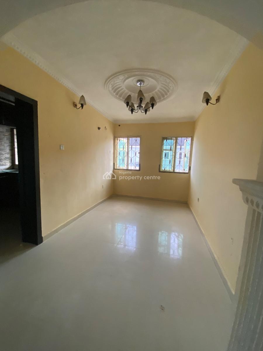 Spacious Renovated 3 Bedroom Flat with Clean Water & Prepaid Meter, Blenco, Sangotedo, Ajah, Lagos, Flat / Apartment for Rent