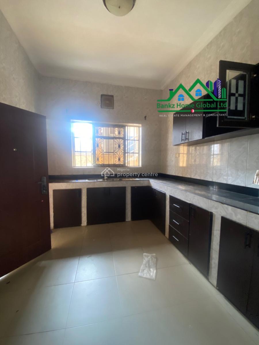 Very Spacious 2 Bedroom Apartment, Ikate, Lekki, Lagos, Flat / Apartment for Rent