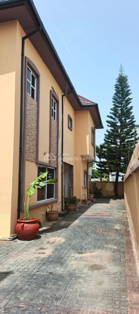 Spacious 5-bedroom Fully Detached, Vgc, Lekki, Lagos, Detached Duplex for Rent