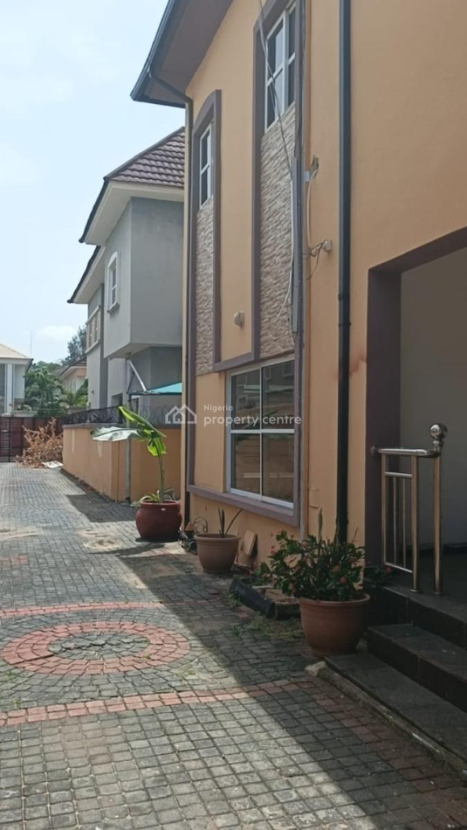 Spacious 5-bedroom Fully Detached, Vgc, Lekki, Lagos, Detached Duplex for Rent