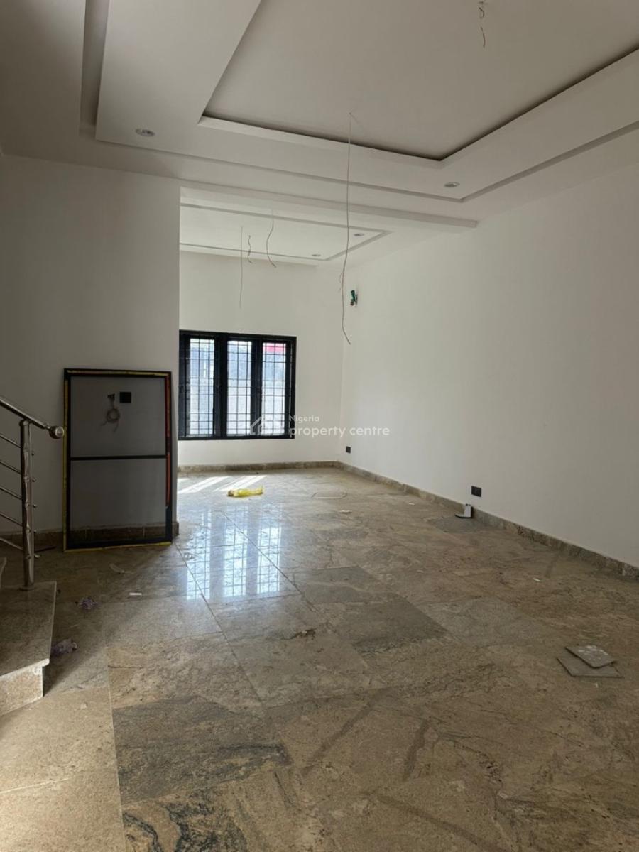 6 Bedrooms Semi Detached Duplex with a Bq, Durumi, Abuja, Semi-detached Duplex for Rent