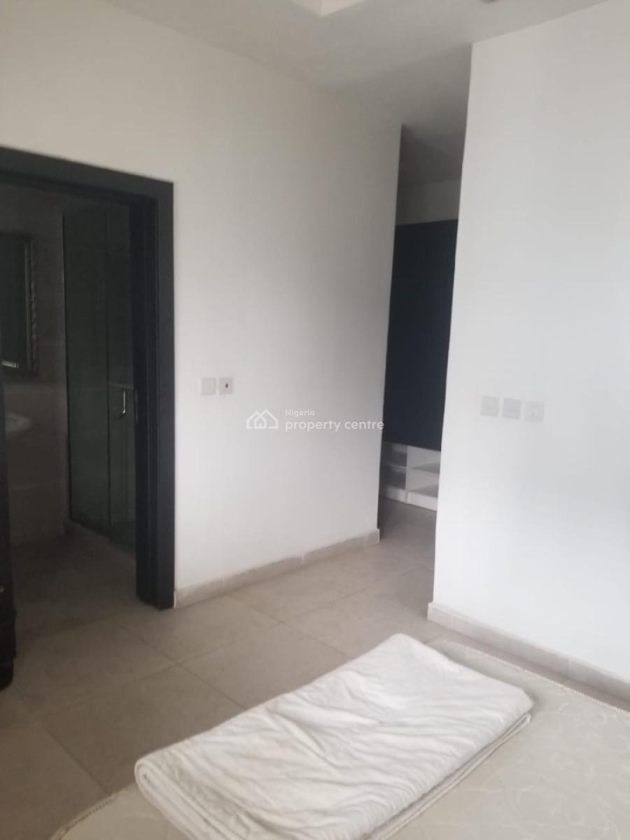 Spacious 2 Bedrooms Maisonette Duplex, Off Freedom Way, Lekki Phase 1, Lekki, Lagos, Terraced Duplex for Rent