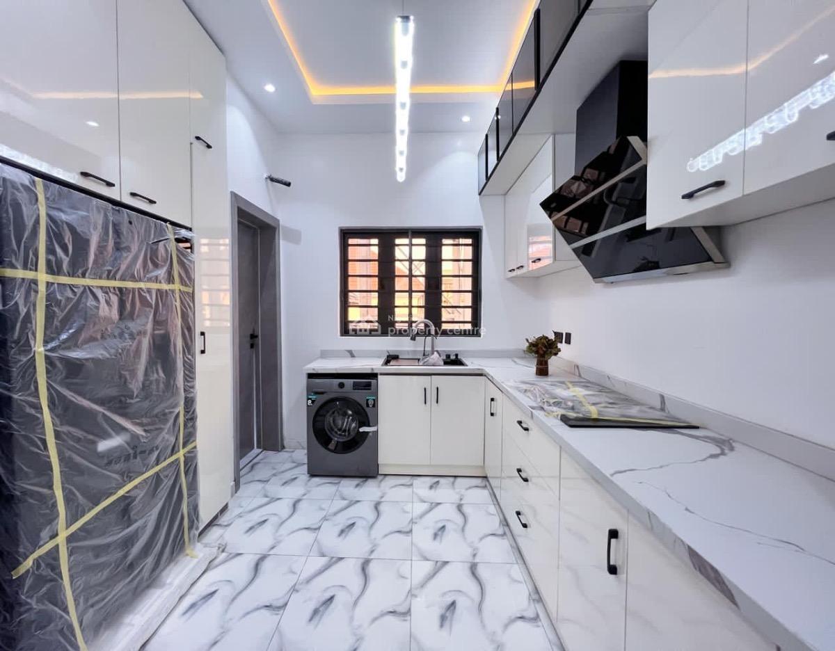 Luxury 4 Bedroom Maisonette Duplex with Bq, Lekki Phase 1, Lekki, Lagos, Terraced Duplex for Rent