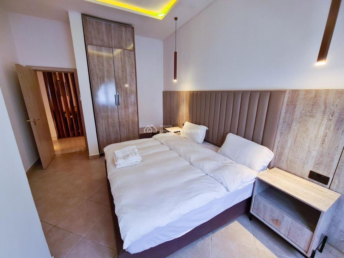 Fully Furnished 3-bedroom Apartment with Swimming Pool, Lekki Phase 1, Lekki, Lagos, Flat / Apartment for Rent