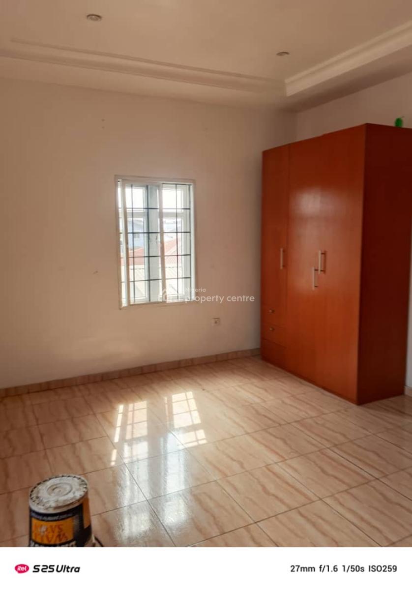2 Bedroom Flat Upstairs, Ikota Villa Estate, Lekki, Lagos, Flat / Apartment for Rent