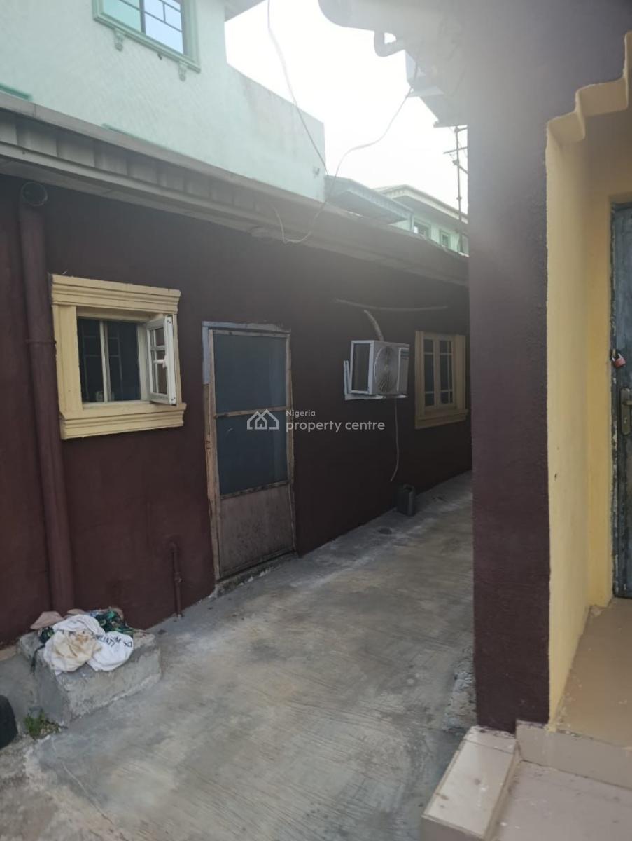 Beautiful 4 Bedroom Duplex with 7 Good Flats, Olorufemi, Igando, Off Isheri Lasu Road, Igando, Ikotun, Lagos, House for Sale