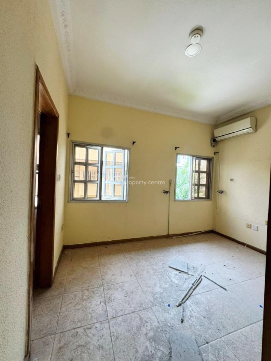 5-bedroom (all En-suite) Apartment, Lekki Phase 1, Lekki, Lagos, Flat / Apartment for Rent