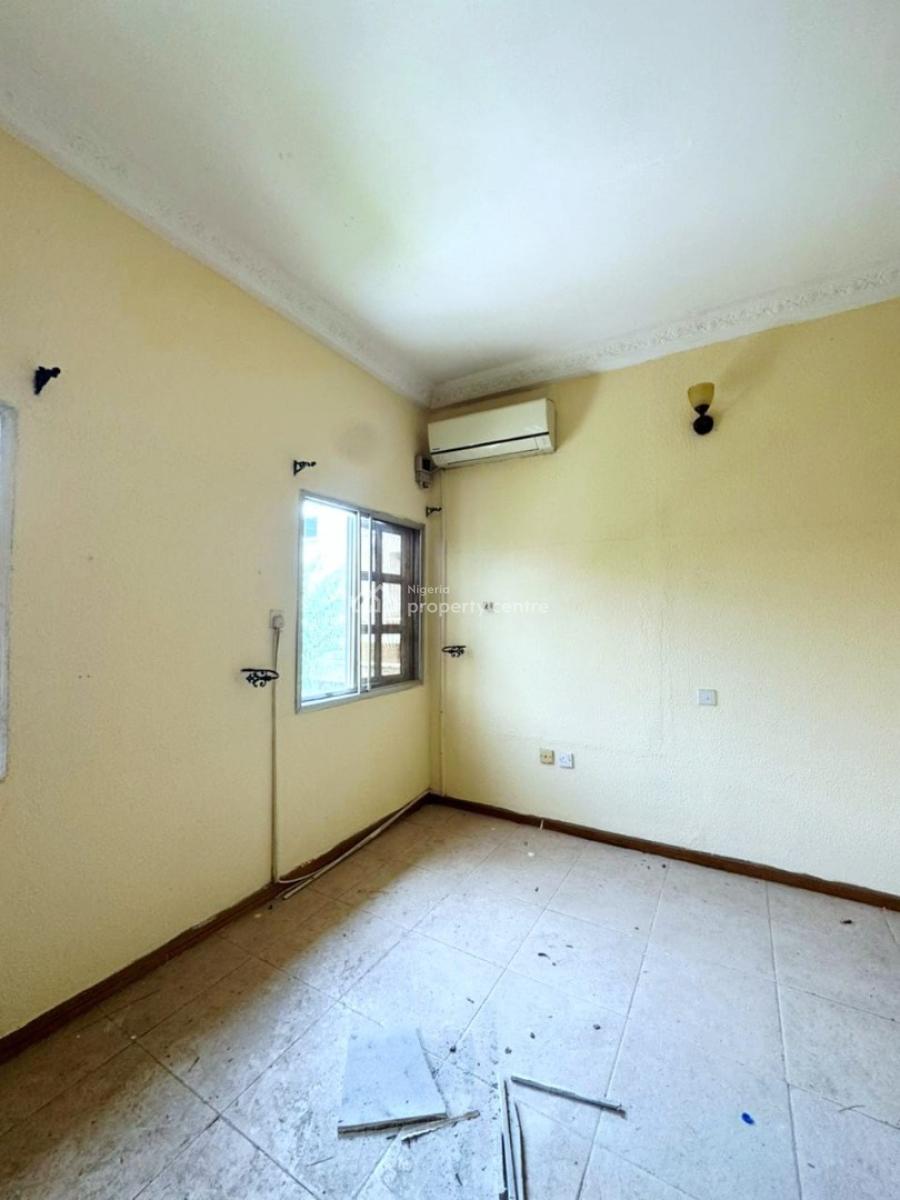 5-bedroom (all En-suite) Apartment, Lekki Phase 1, Lekki, Lagos, Flat / Apartment for Rent