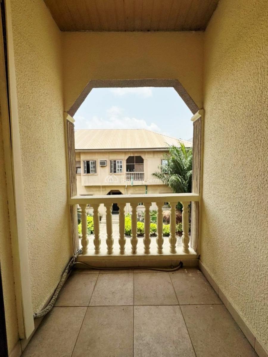 5-bedroom (all En-suite) Apartment, Lekki Phase 1, Lekki, Lagos, Flat / Apartment for Rent