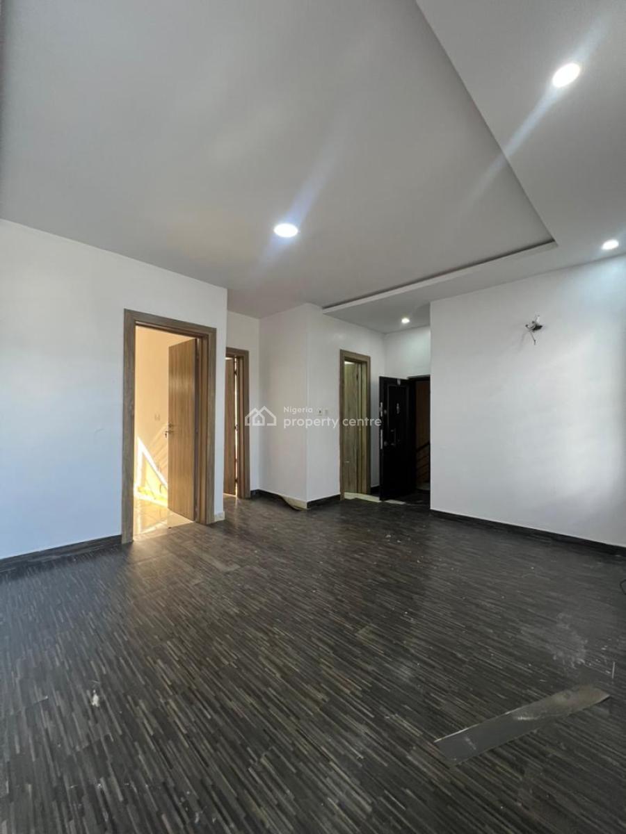 2 Bedroom Apartment, Ologolo, Lekki, Lagos, Flat / Apartment for Rent