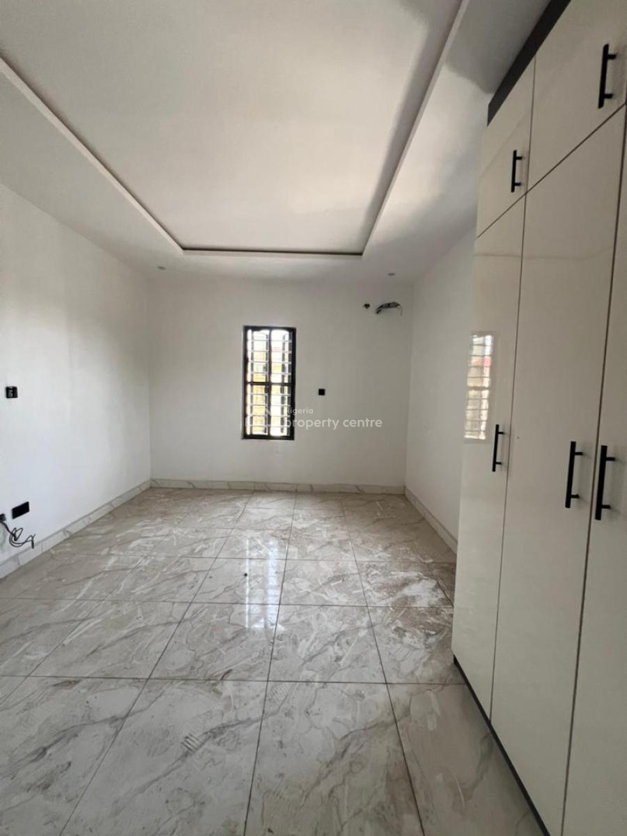 Contemporary 2 Bedroom Apartment with Gym, Igbo Efon, Lekki, Lagos, Flat / Apartment for Sale
