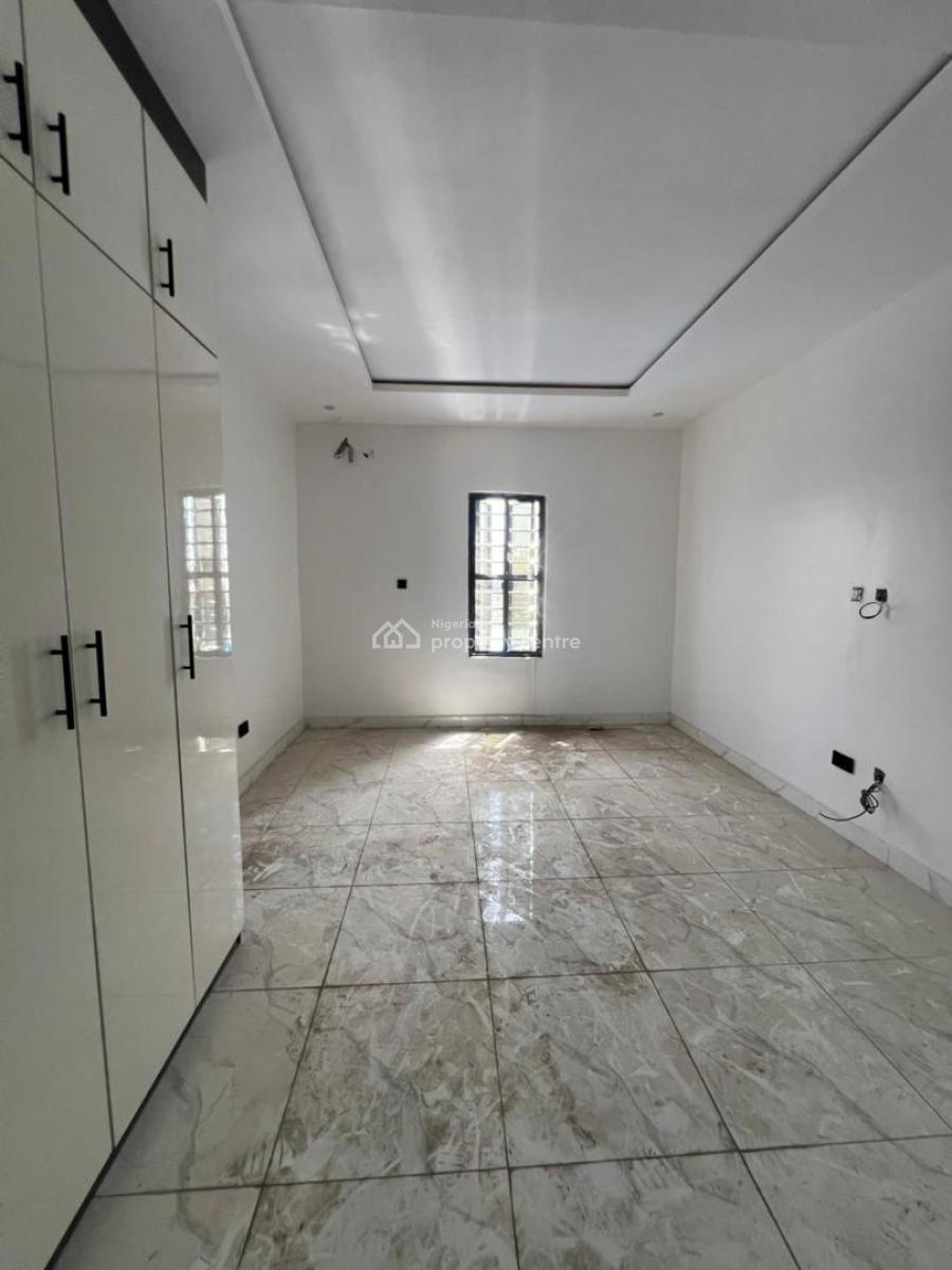 Contemporary 2 Bedroom Apartment with Gym, Igbo Efon, Lekki, Lagos, Flat / Apartment for Sale