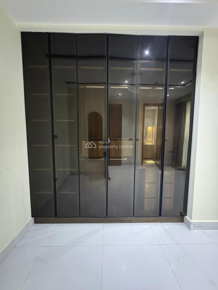 3 Bedroom Apartment with Gym Pool, and Elevator, Ikoyi, Lagos, Flat / Apartment for Rent