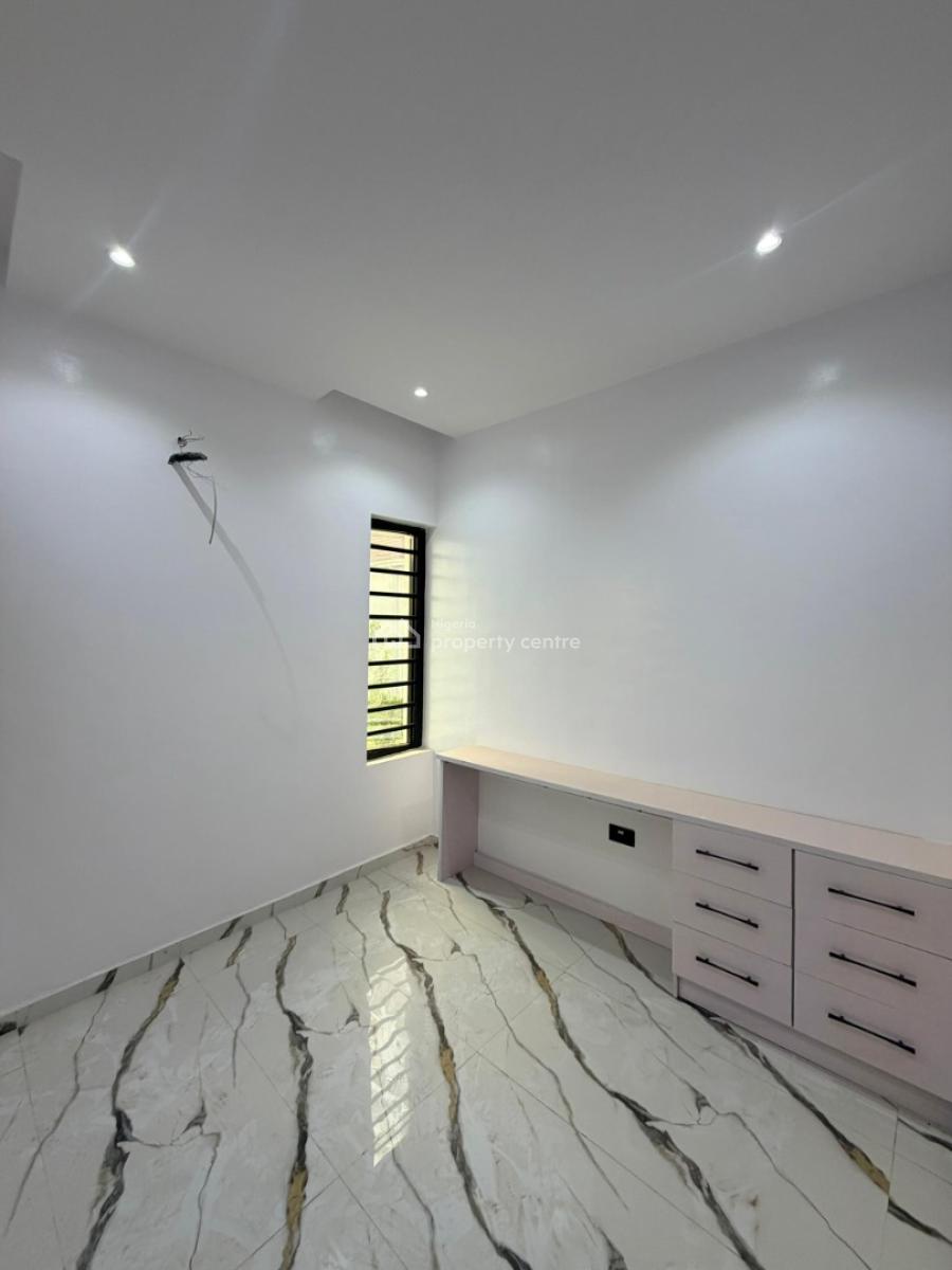 5 Bedroom Detached Penthouse with Cinema Room, Office Space and a Bq, Engr Lere Adigun Gra, Ibadan, Oyo, Detached Duplex for Sale