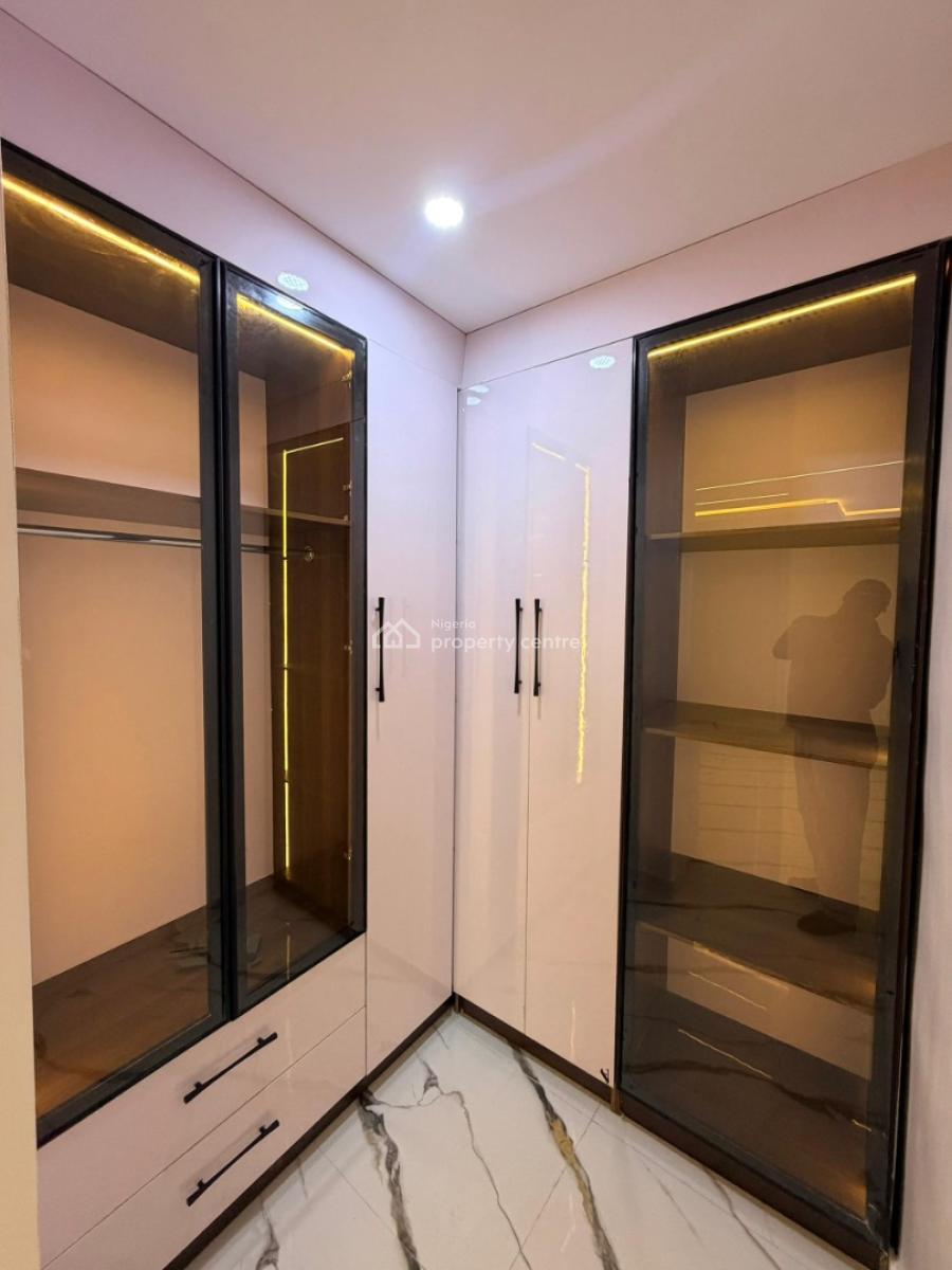 5 Bedroom Detached Penthouse with Cinema Room, Office Space and a Bq, Engr Lere Adigun Gra, Ibadan, Oyo, Detached Duplex for Sale