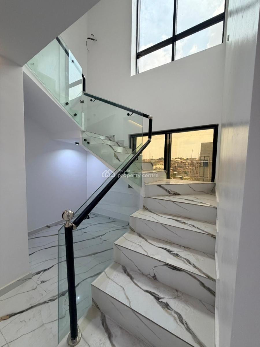 5 Bedroom Detached Penthouse with Cinema Room, Office Space and a Bq, Engr Lere Adigun Gra, Ibadan, Oyo, Detached Duplex for Sale