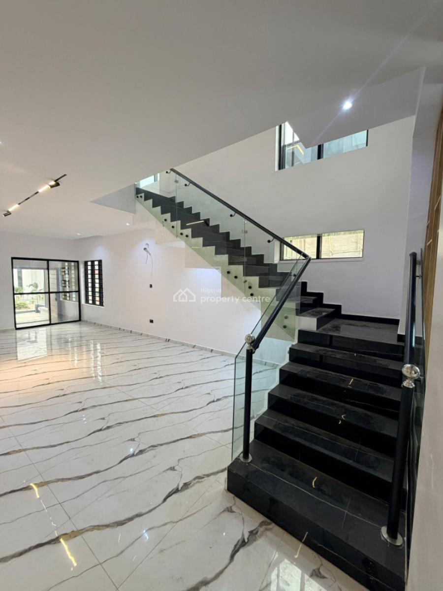 5 Bedroom Detached Penthouse with Cinema Room, Office Space and a Bq, Engr Lere Adigun Gra, Ibadan, Oyo, Detached Duplex for Sale