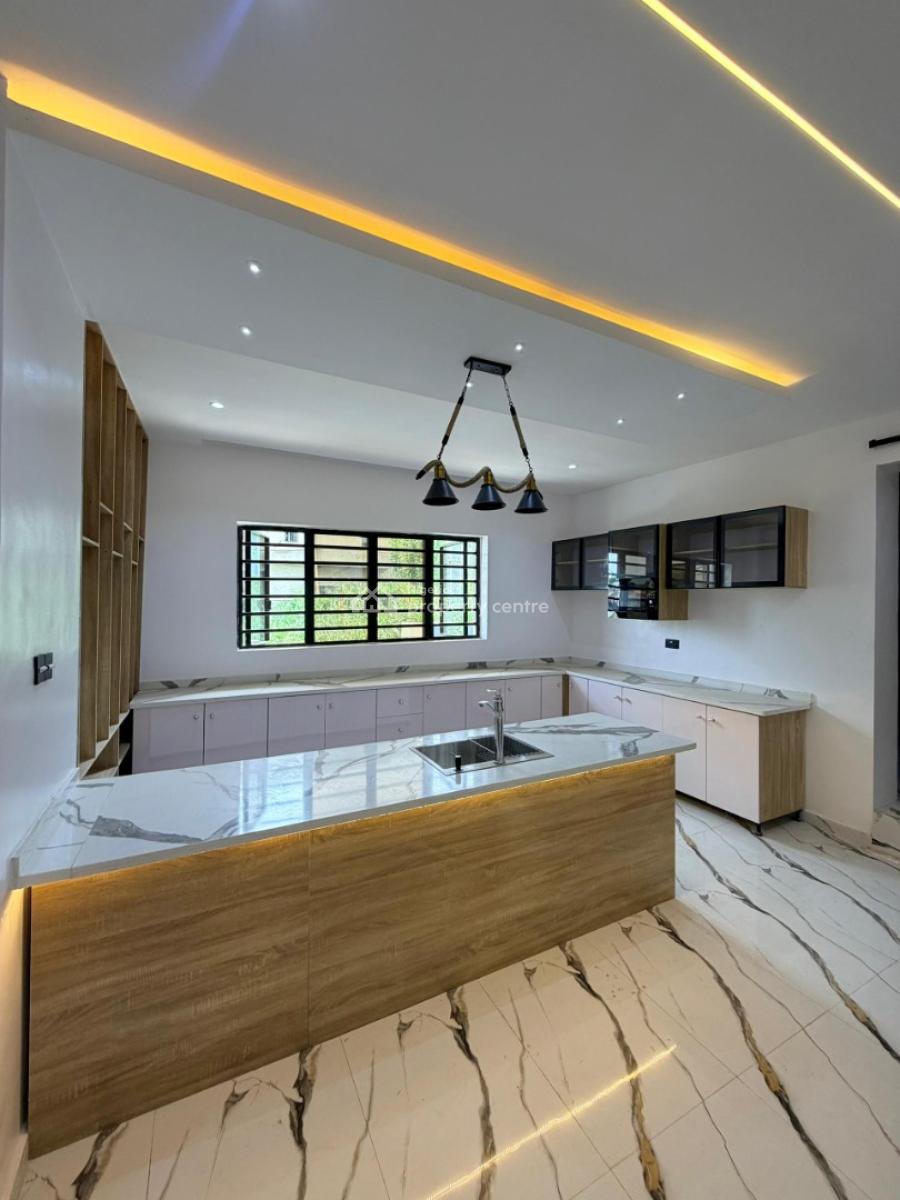 5 Bedroom Detached Penthouse with Cinema Room, Office Space and a Bq, Engr Lere Adigun Gra, Ibadan, Oyo, Detached Duplex for Sale