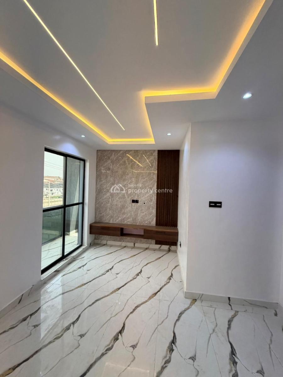 5 Bedroom Detached Penthouse with Cinema Room, Office Space and a Bq, Engr Lere Adigun Gra, Ibadan, Oyo, Detached Duplex for Sale