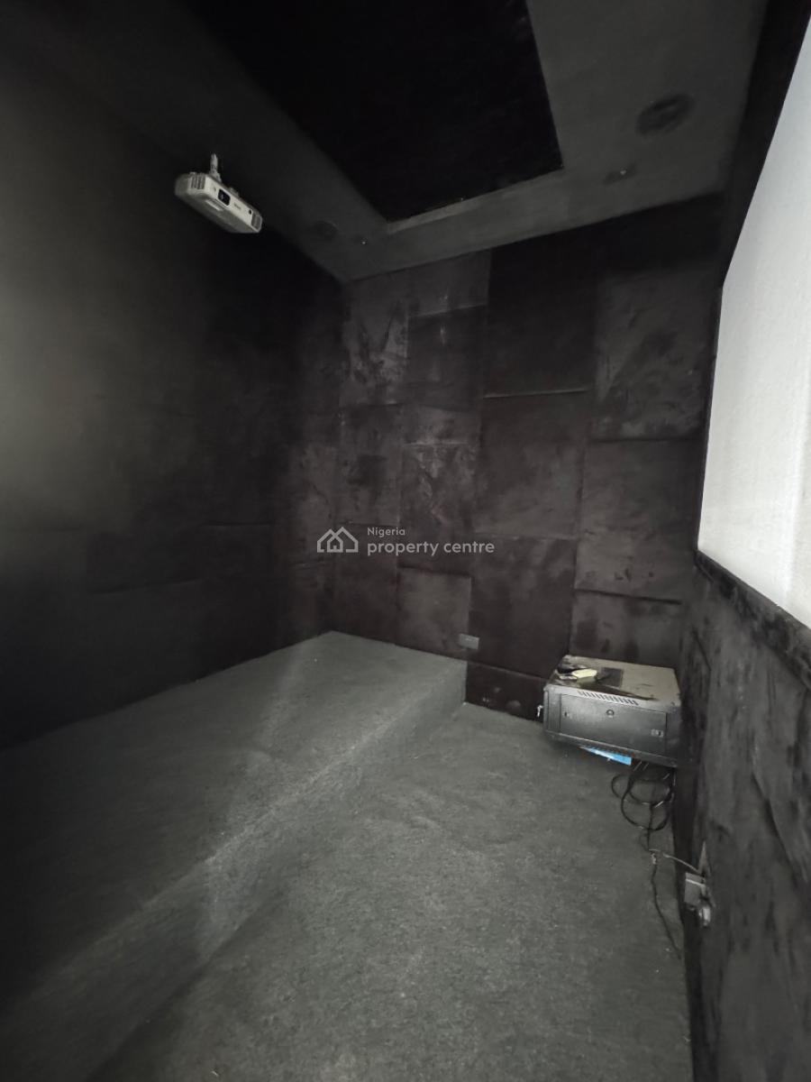 5bed Detached House with Pool, Ikota, Lekki, Lagos, Detached Duplex for Sale