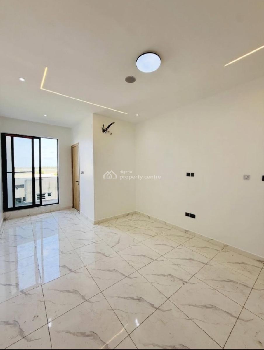 Luxury 2 Bedroom Apartment  with Excellent Facility, Ologolo, Lekki, Lagos, Flat / Apartment for Rent