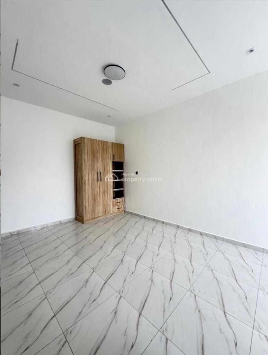 Luxury 2 Bedroom Apartment  with Excellent Facility, Ologolo, Lekki, Lagos, Flat / Apartment for Rent